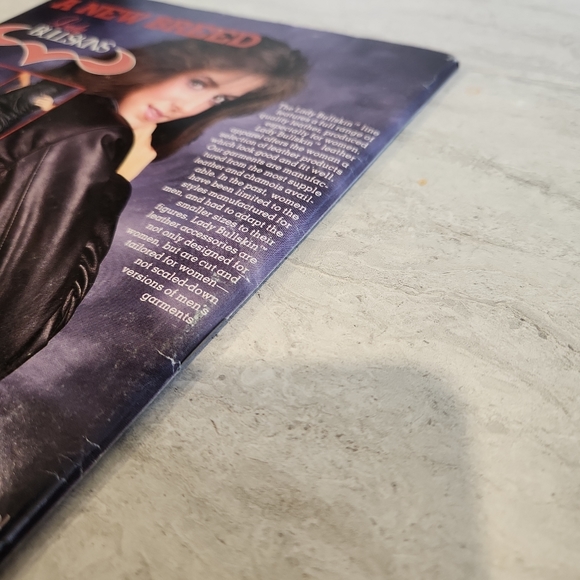 Vintage Easyriders Magazine November 1985 Traci Lords Cover - Picture 4 of 10